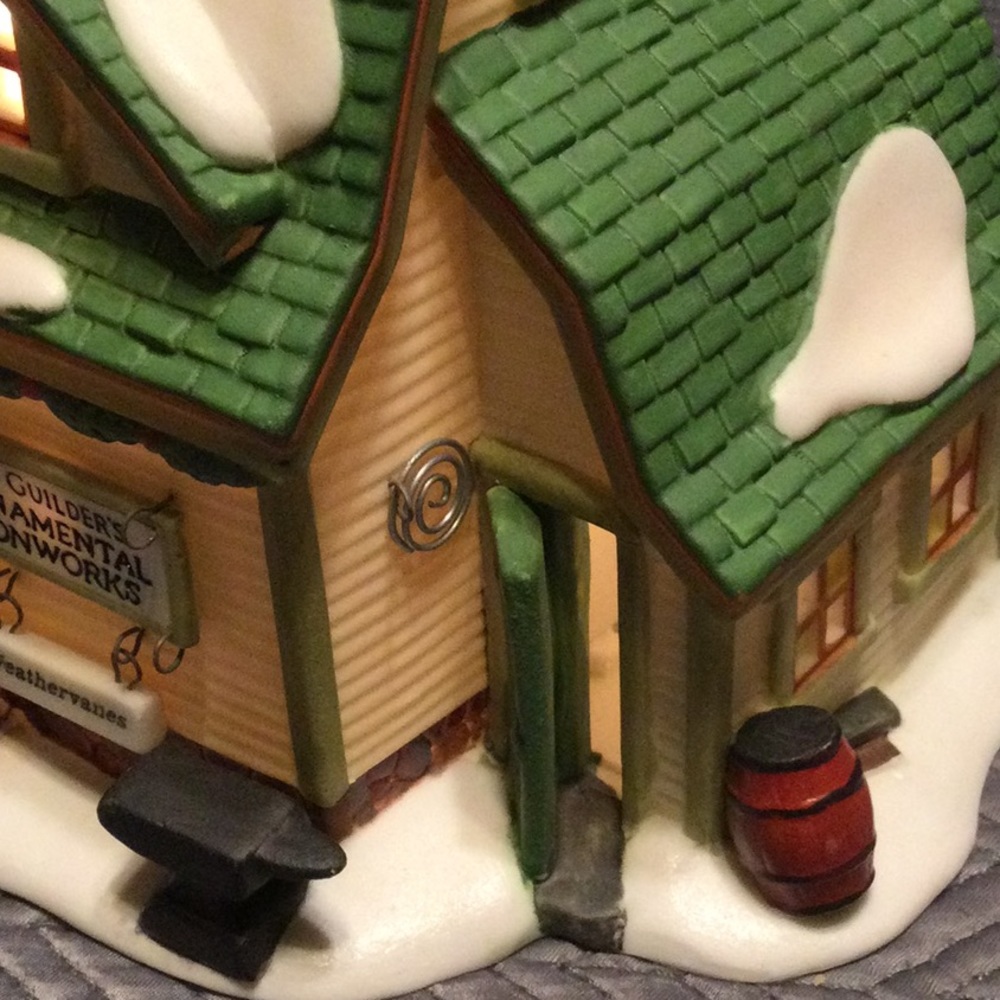 Department 56 New England Village Series “Van Guilder’s Ornamental Ironworks” - Picture 8 of 11